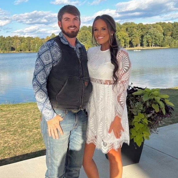 White Elegant Dress Scallop Trim, Zipper Closure Long Sleeve Short, Mini, Lace - Picture 14 of 16